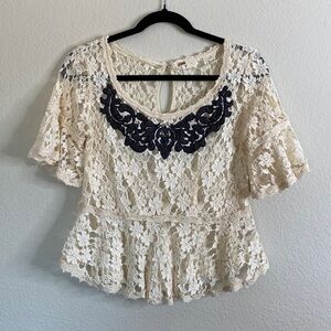 Anthropologie Free People With Flair peplum lace top white black extra-small